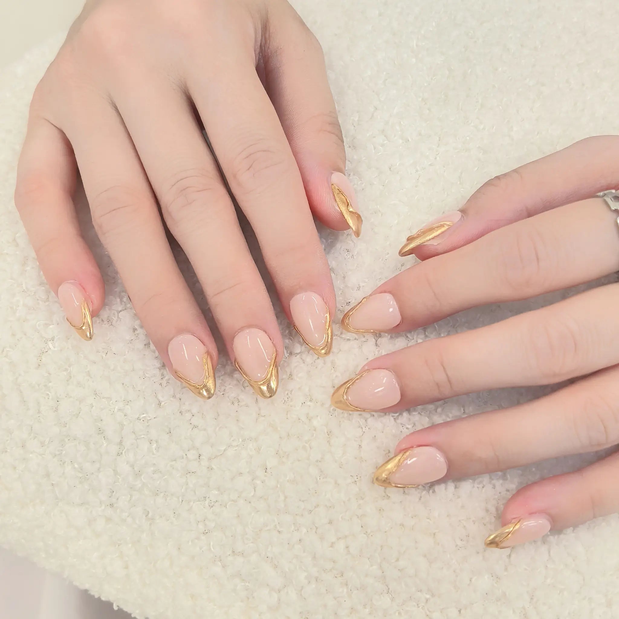 Aurelia’s Molten Edge - Image 2