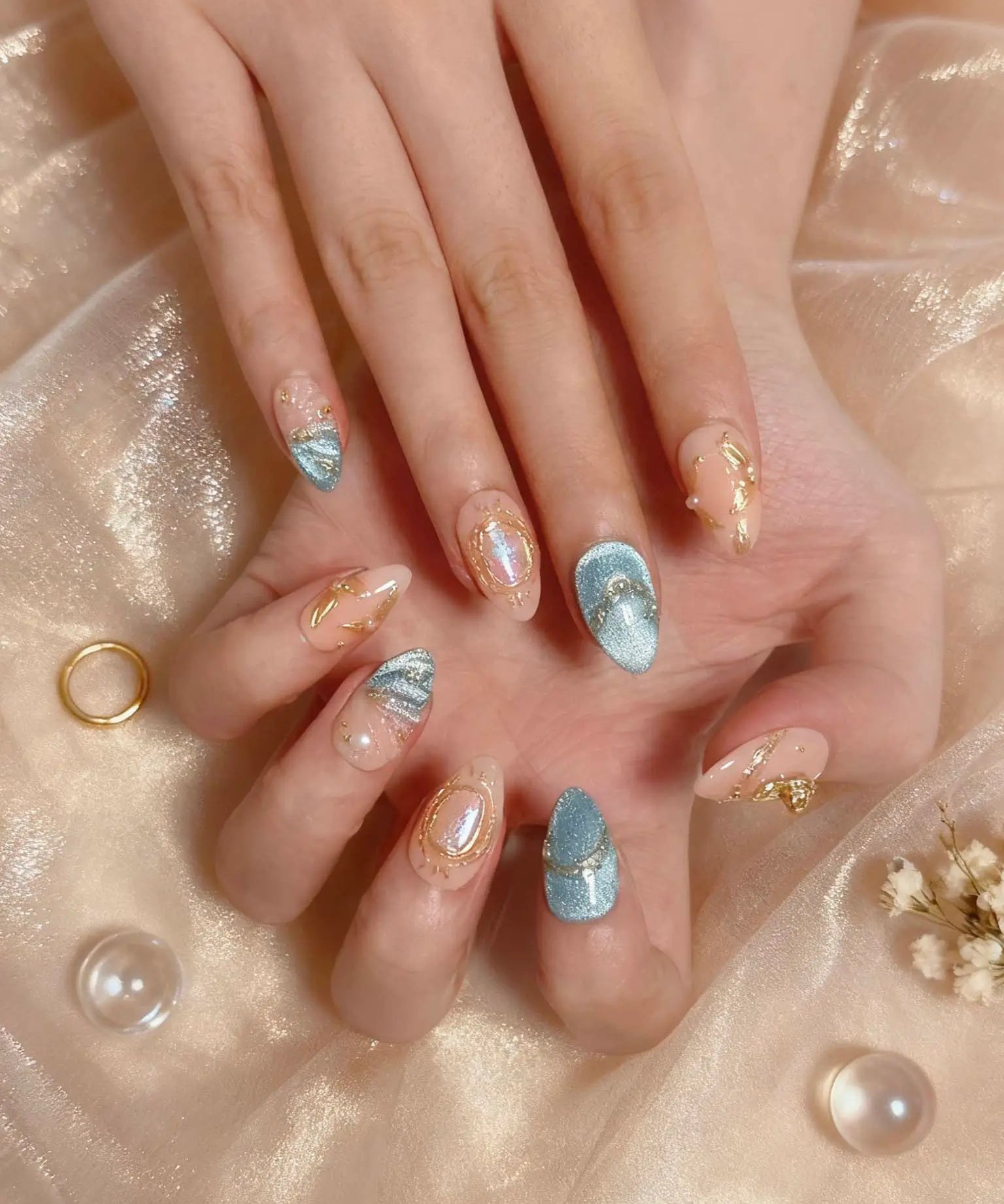 Thalassa’s Golden Rose - Image 2