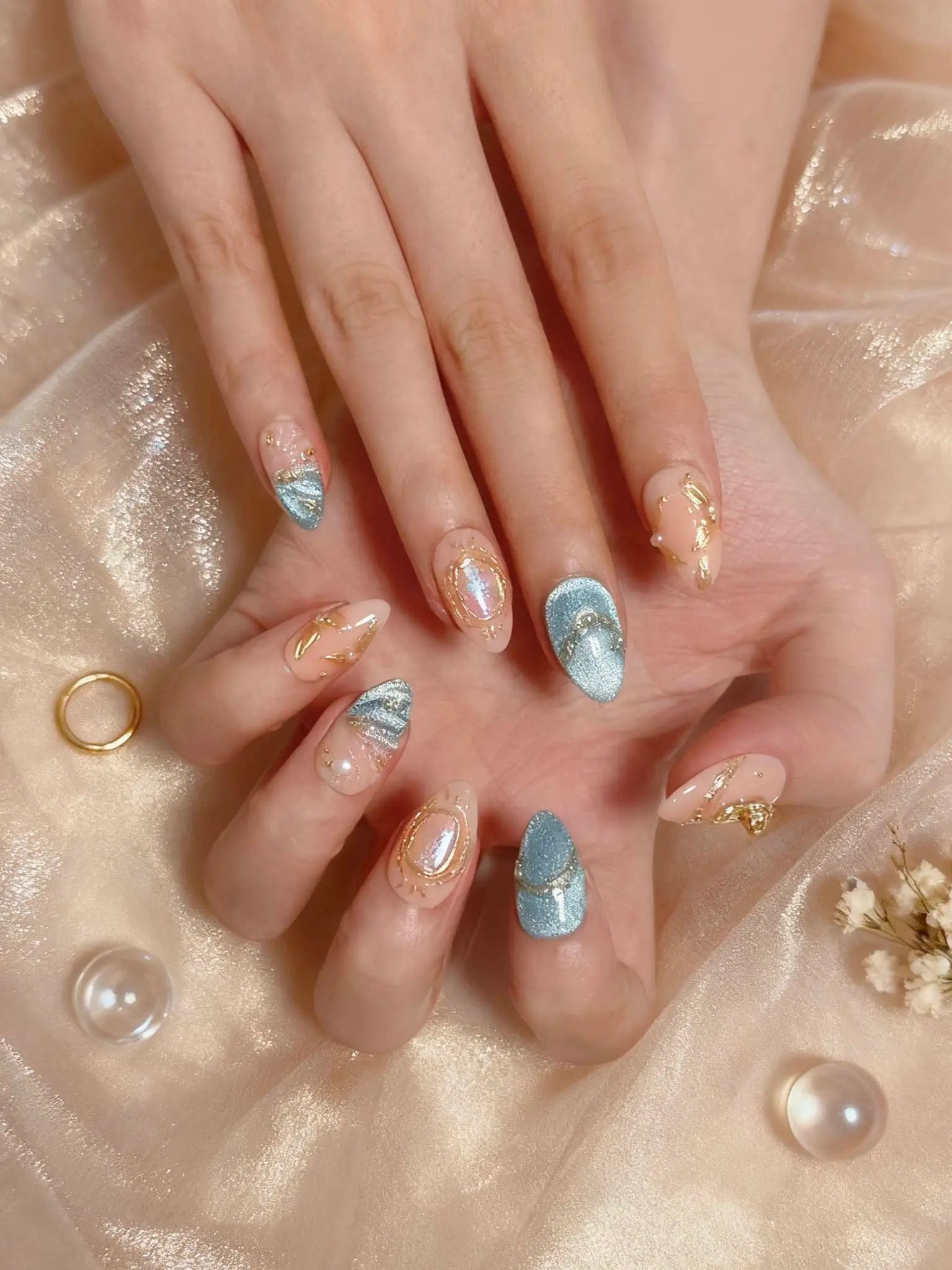 Thalassa’s Golden Rose - Image 2