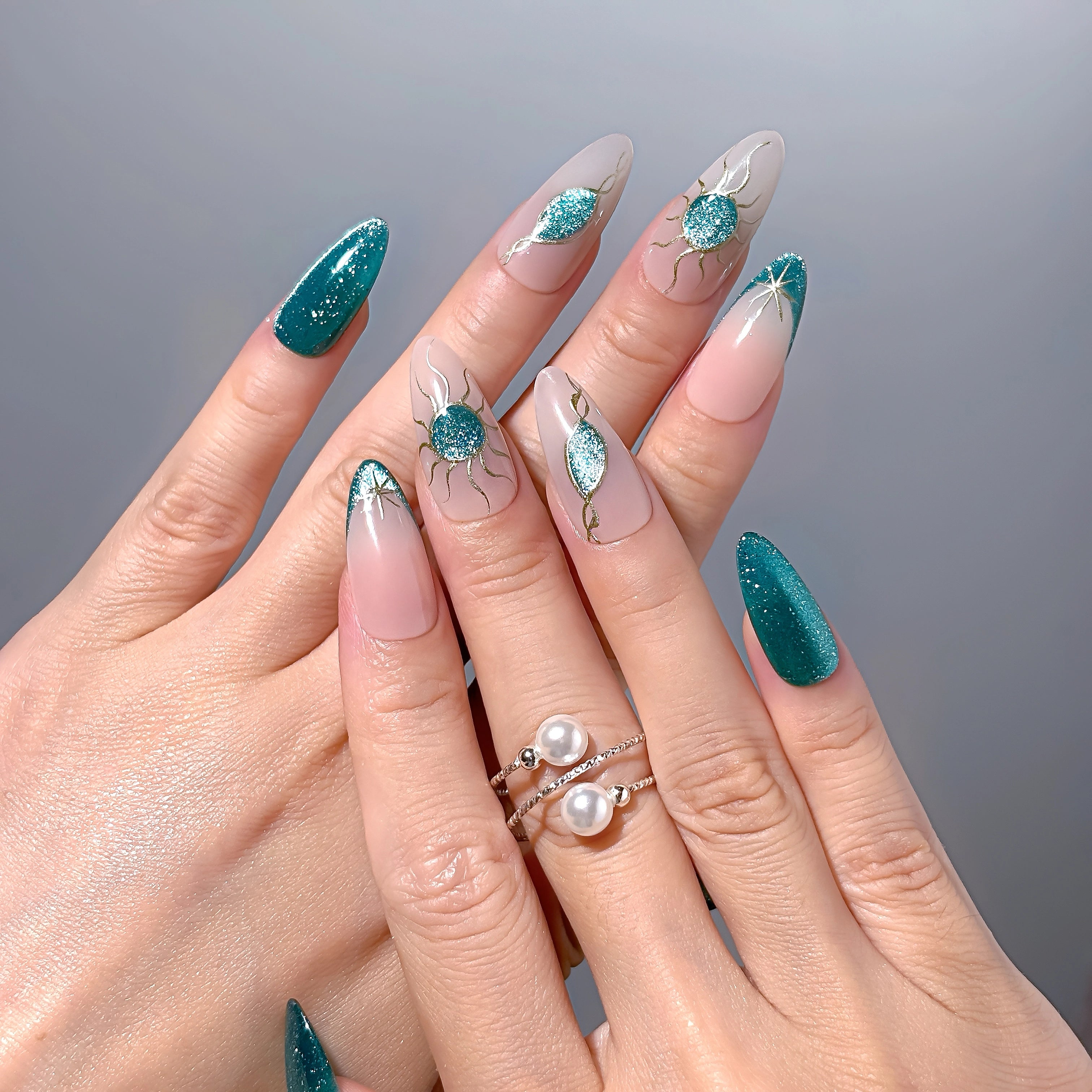 Emerald Solar Veil