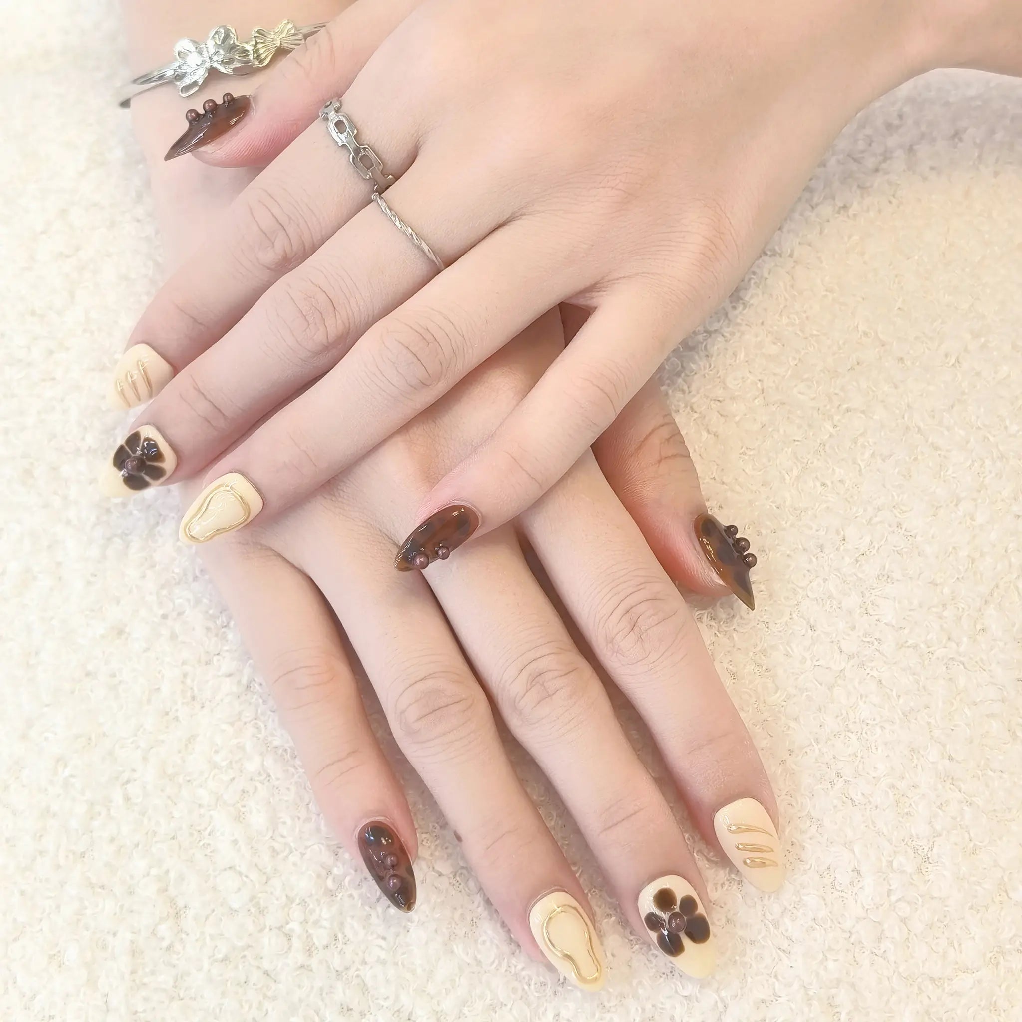 Amber Tortoise Nouveau - Image 3