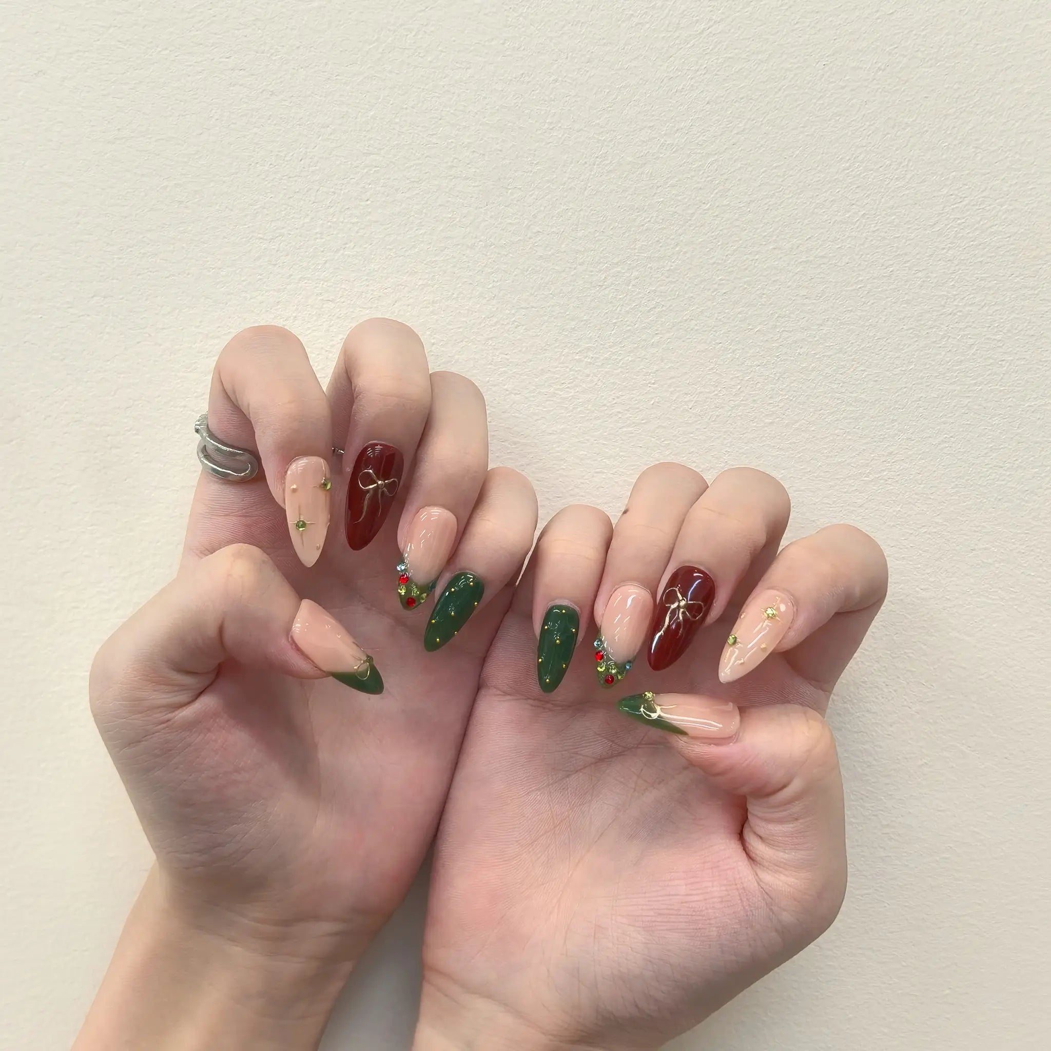 Yuletide Ribbon Soiree - Image 4