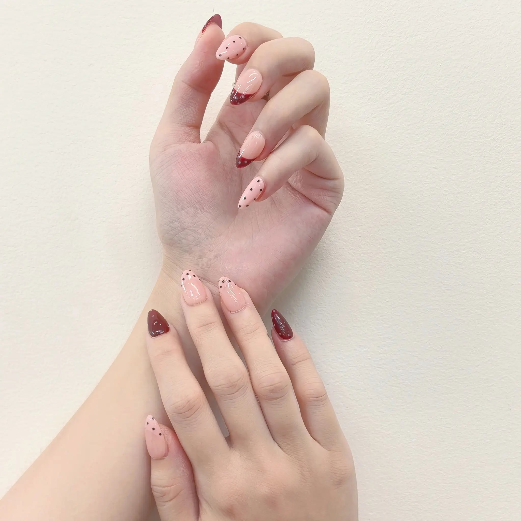 Retro Wine Reverie - Image 6