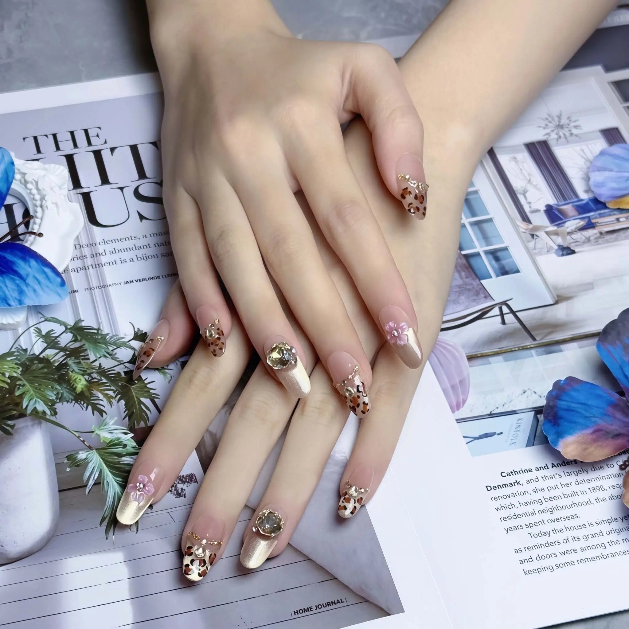 Cleo's Wildflower Gem - Image 2