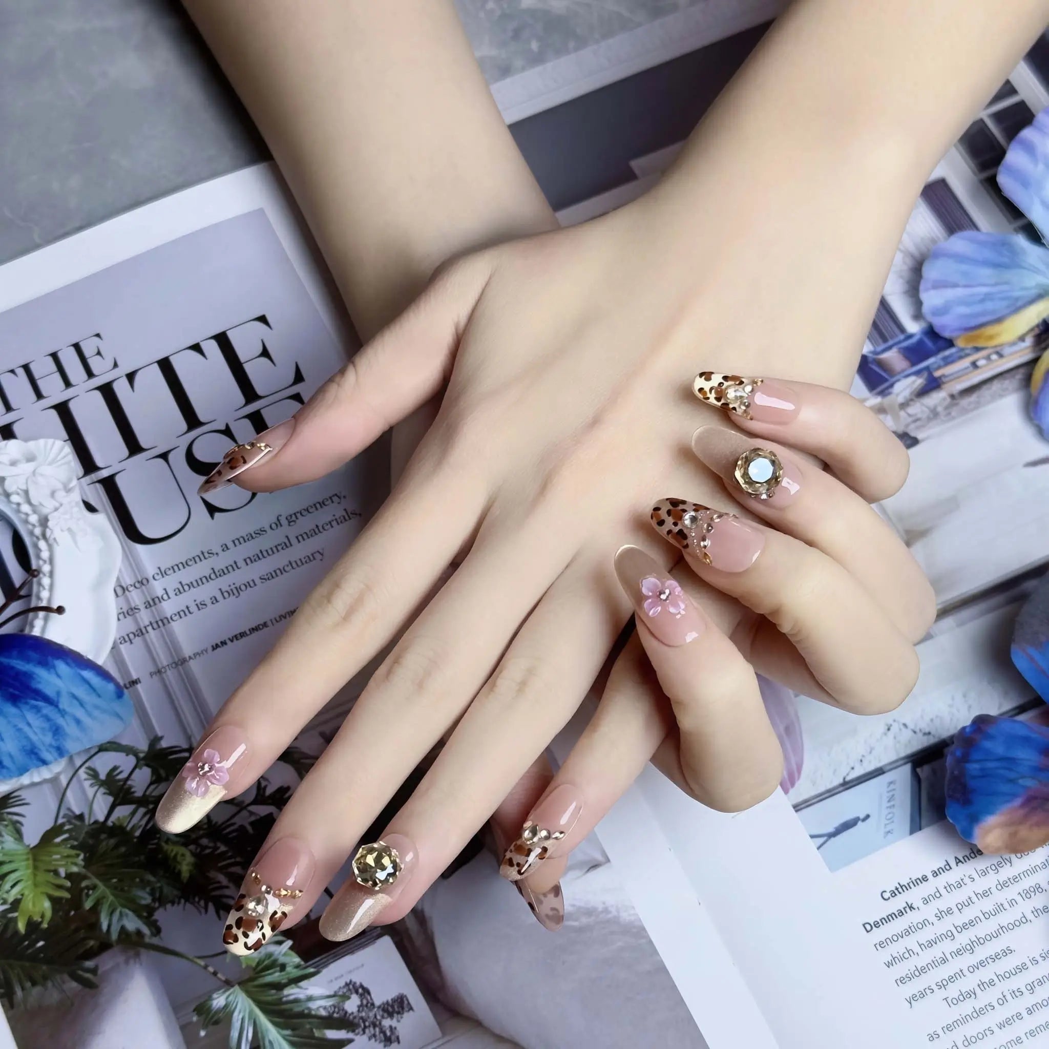 Cleo's Wildflower Gem - Image 6