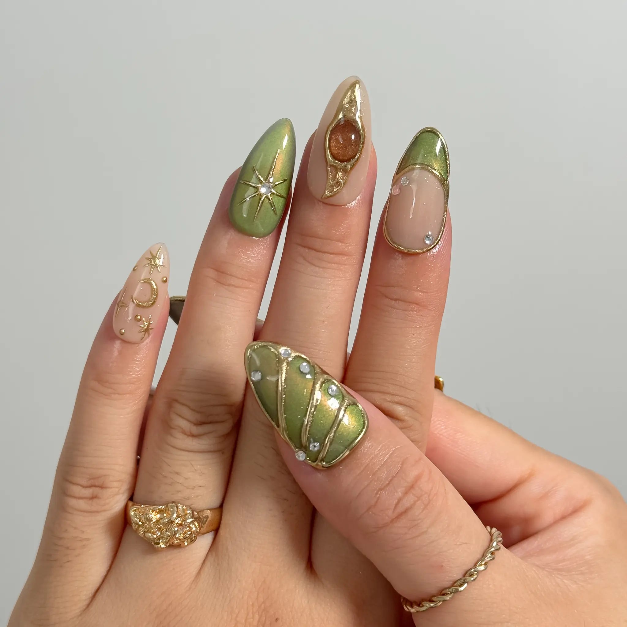 Olive Celestial Relic press-on nails in Green, Gold, Nude, detail view 2