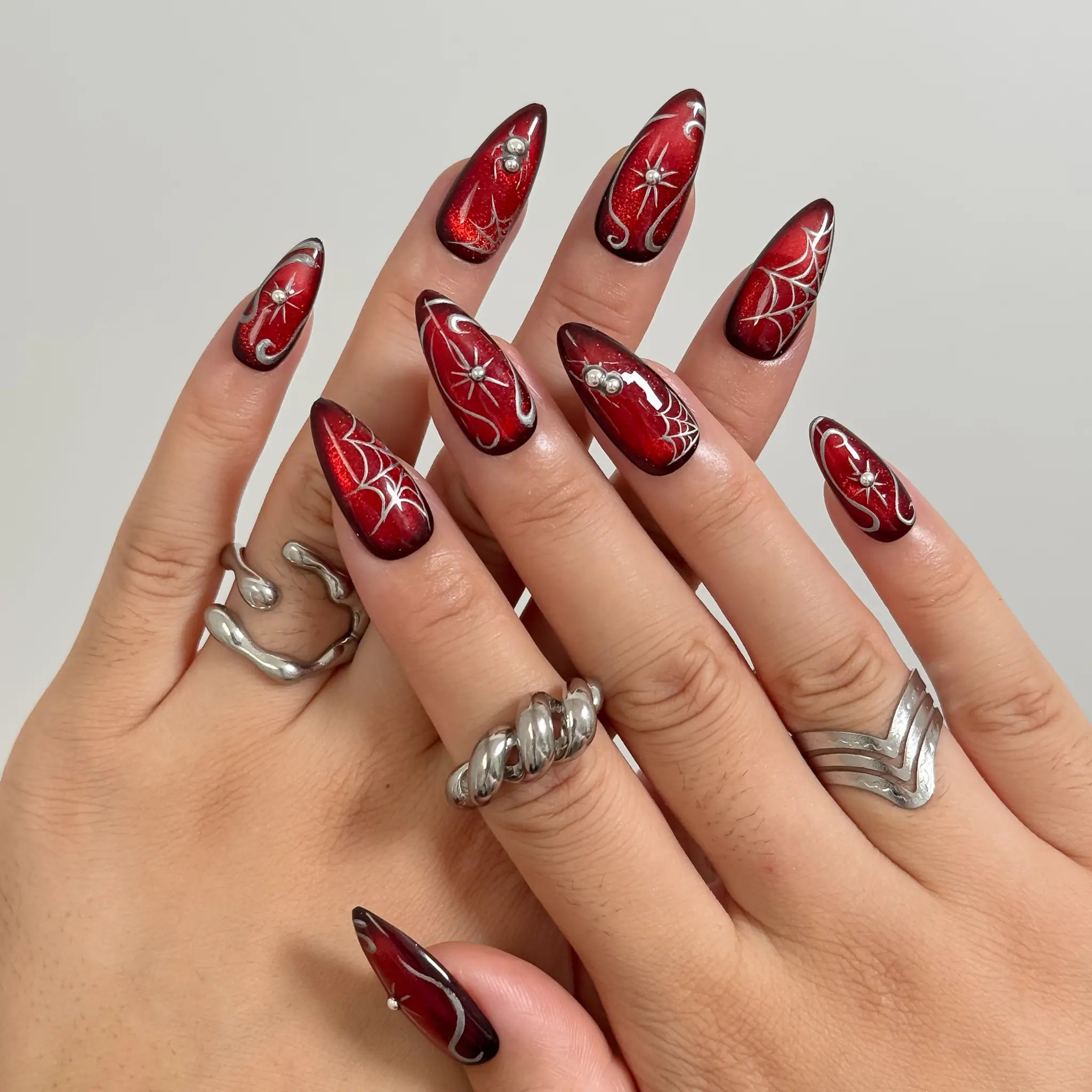 Ruby Web Enchantment press-on nails in Red, Black, Silver, detail view 2