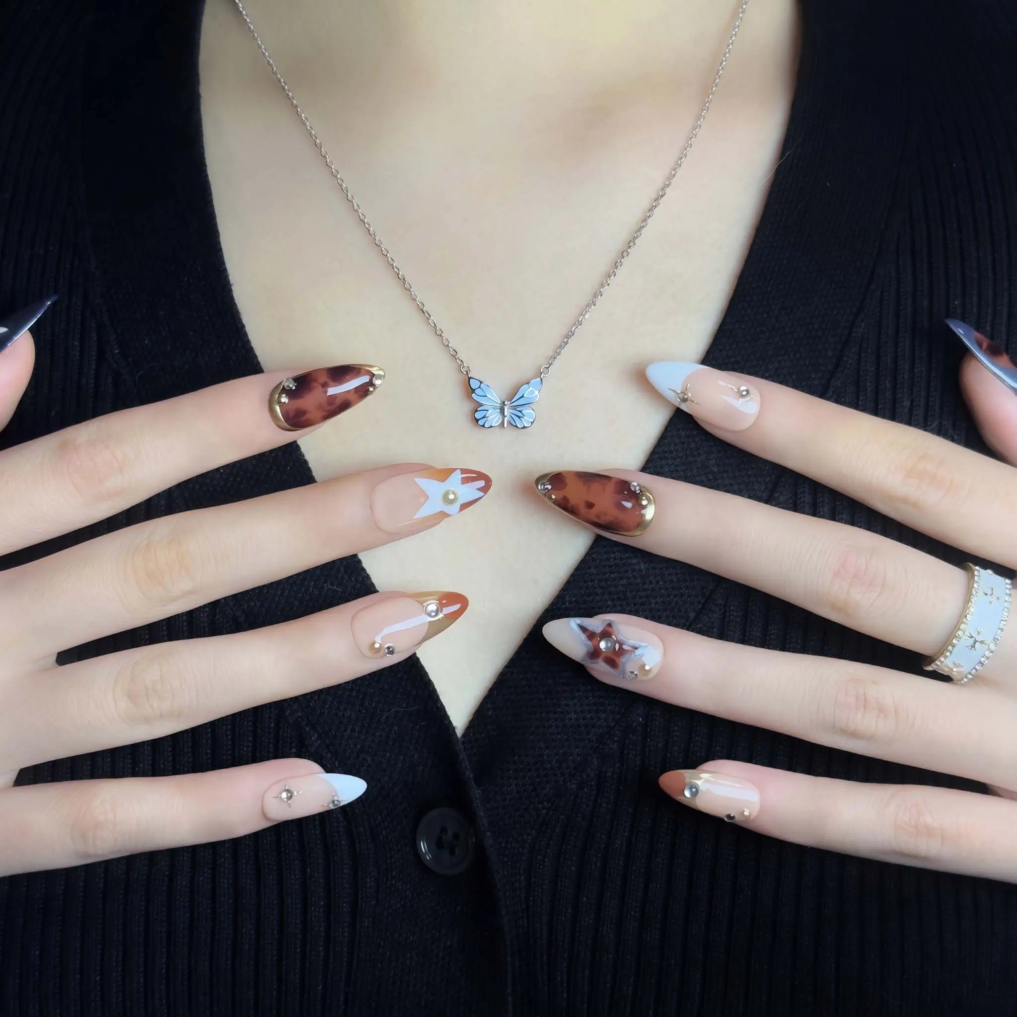 Stellar Amber Drift - Image 2