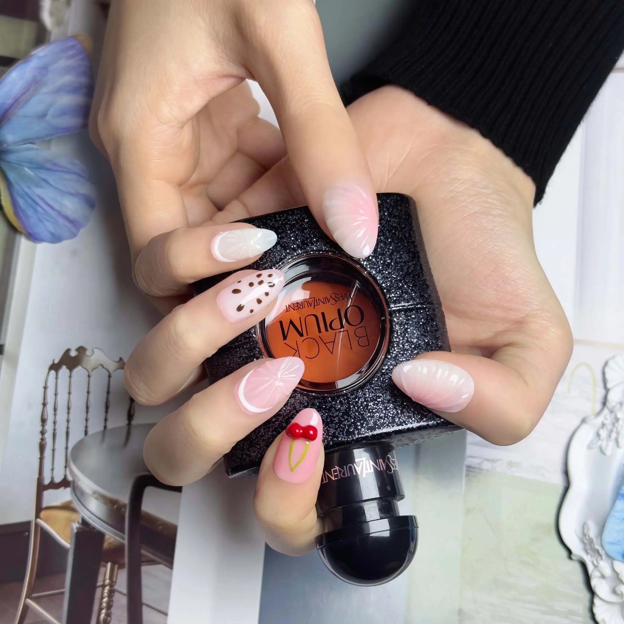 Premium Press On Nails E8AF2F - Image 4