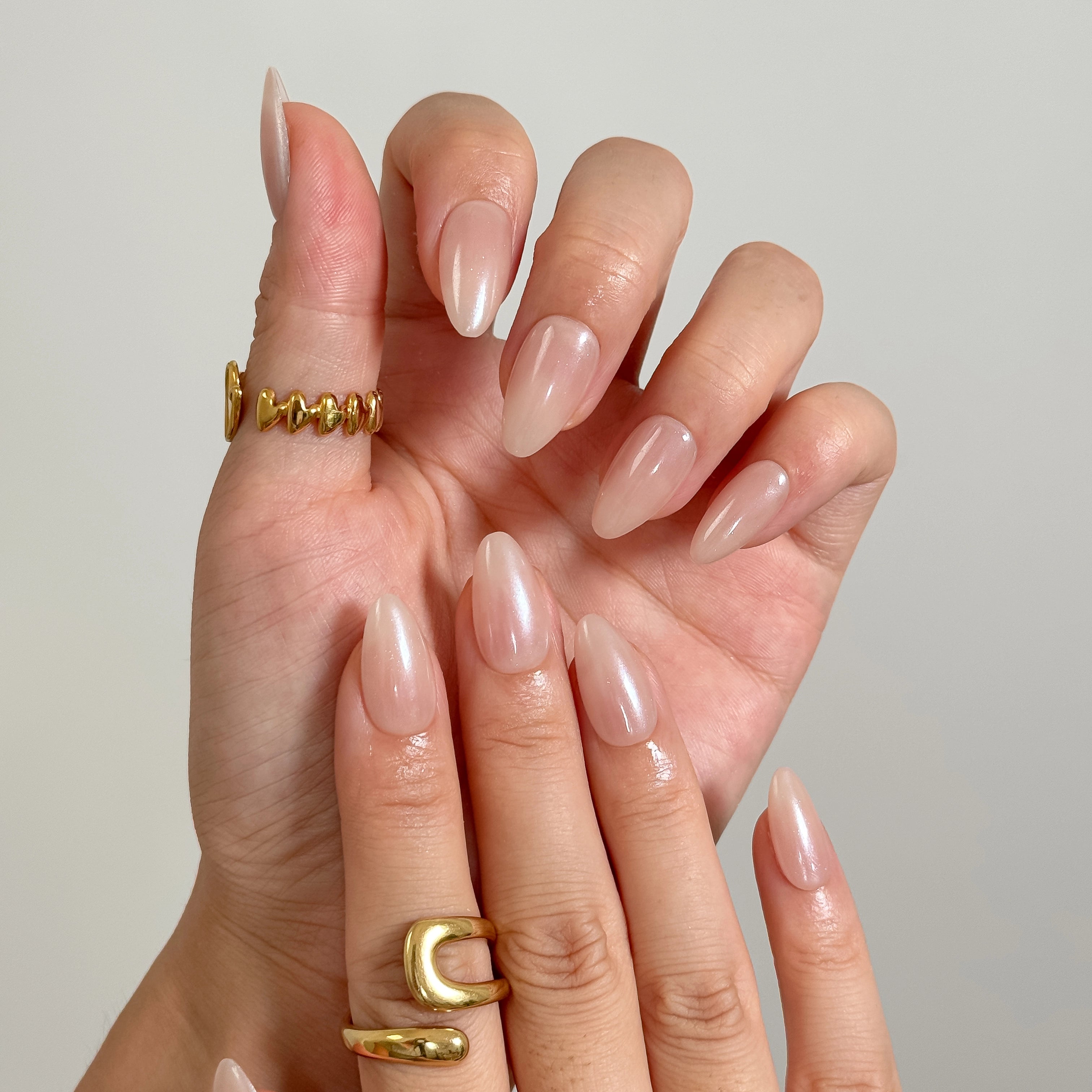 Champagne Silk Aura reusable press-on nail set, alternate view 2