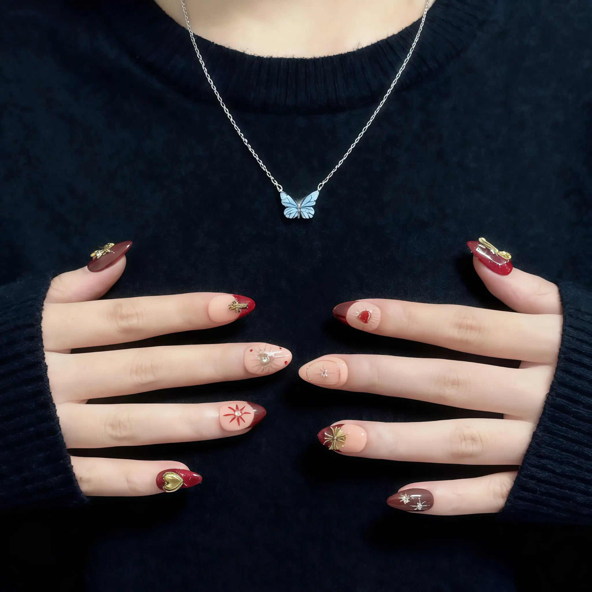 Magdalena’s Crimson Relic - Image 2