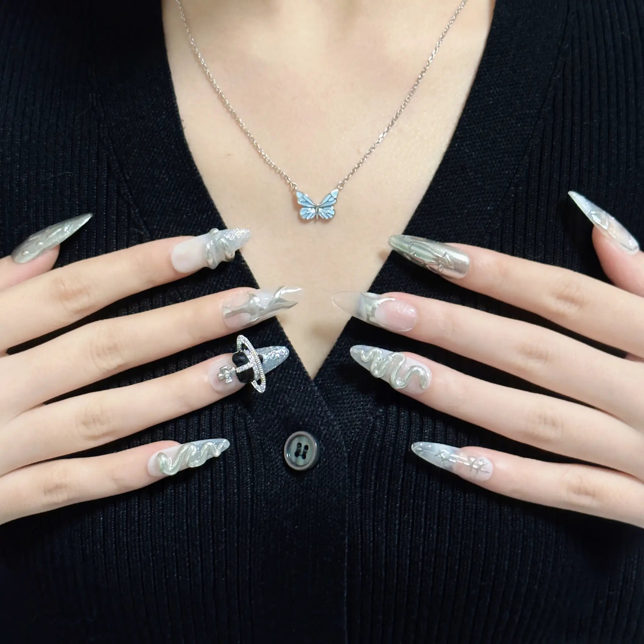 Medusa’s Chrome Orbit - Image 4