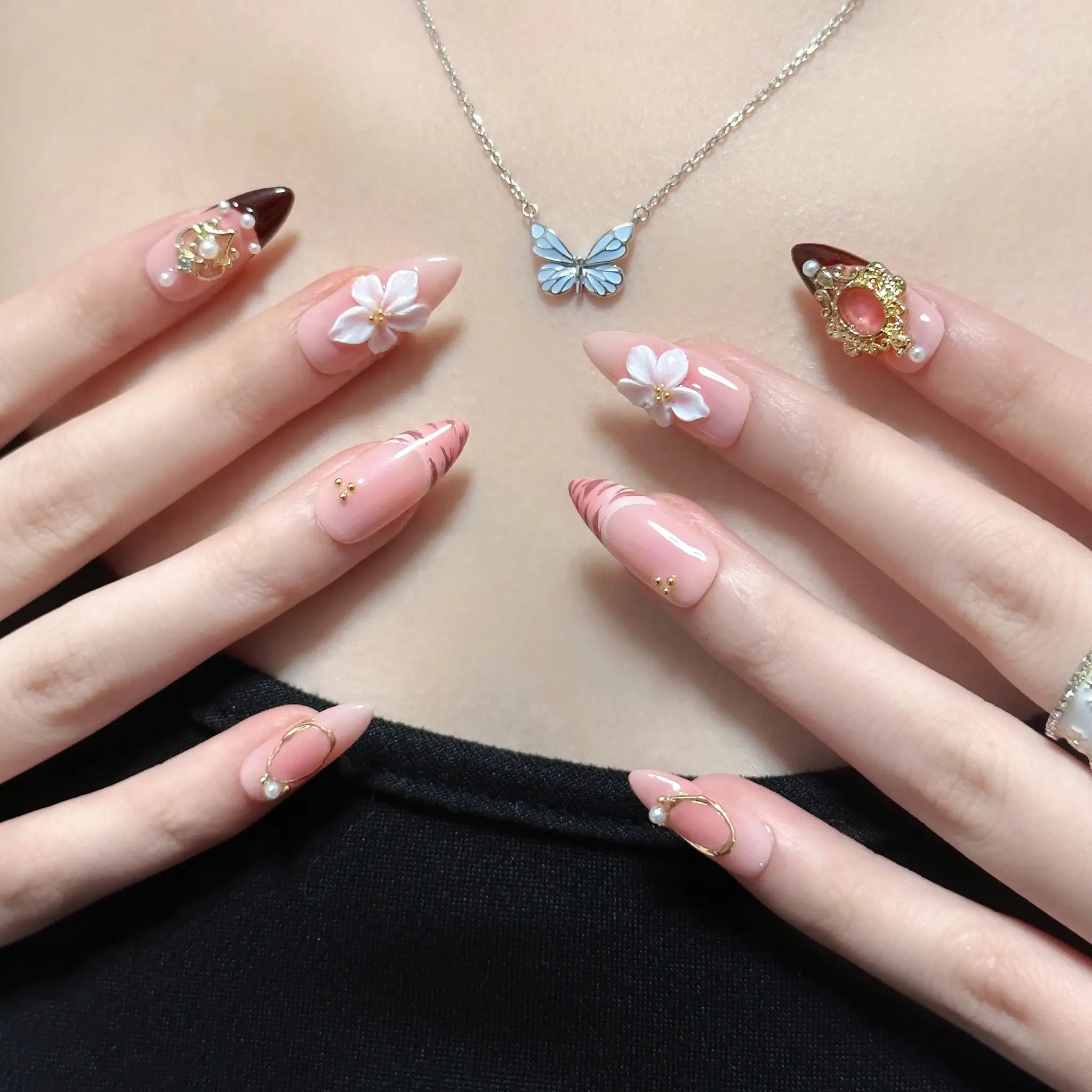 Rosaline’s Gilded Cameo - Image 6