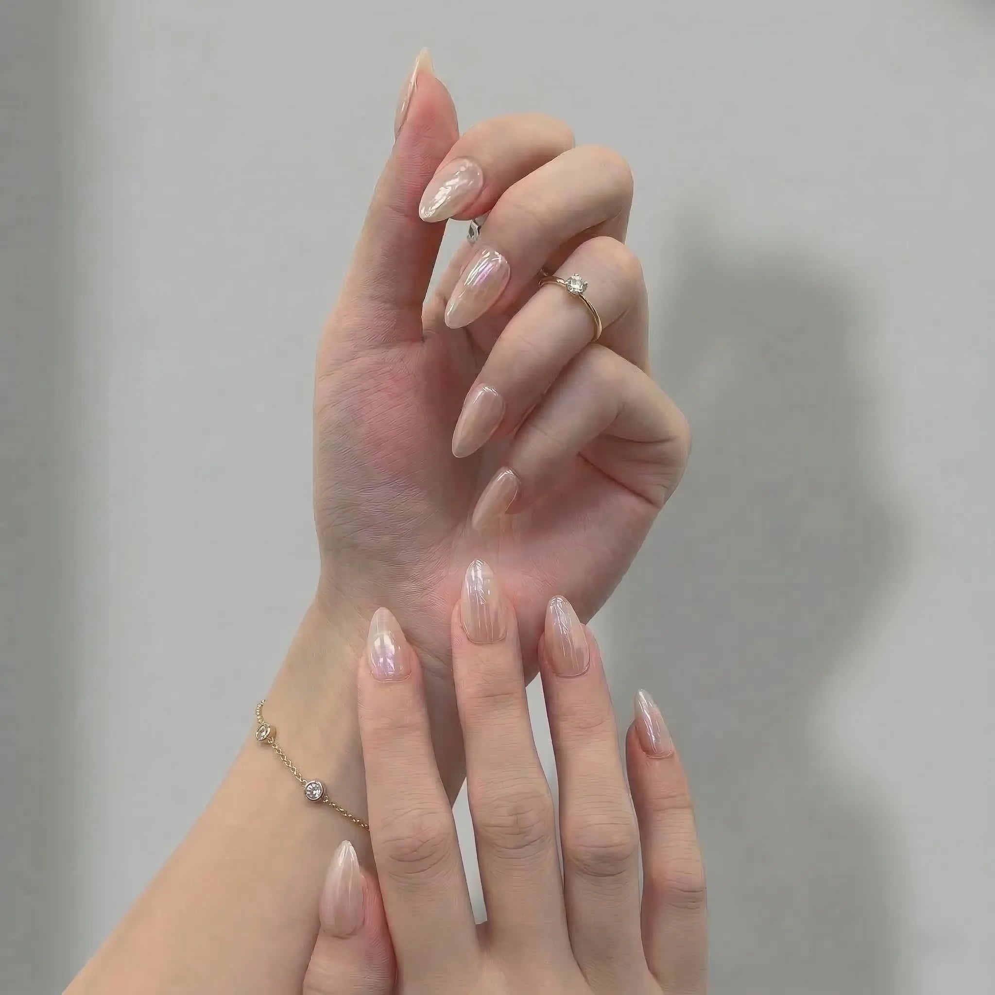 Champagne Silk Aura